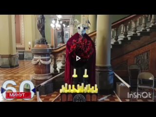 В США в здании парламента штата Айова установили статую демона с головой барана
