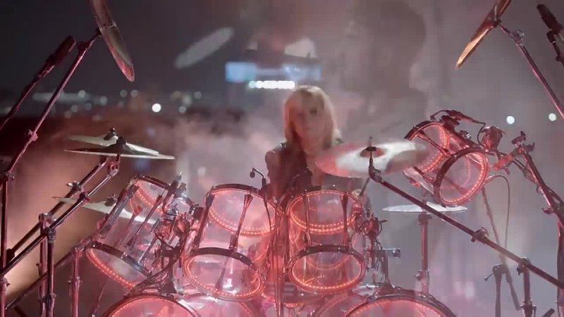 YOSHIKI and The Chainsmokers "Closer" (clip from film YOSHIKI: Under the Sky)