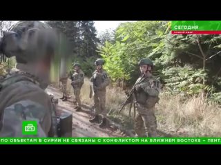 Первый батальон из бывших военнослужащих ВСУ - добровольческий батальон имени Богдана Хмельницкого - поступил на службу в донецк