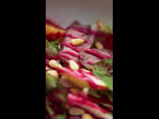СЕЗОННЫЕ НОВИНКИ

Сочетание ингредиентов в данном салате вам точно понравится!