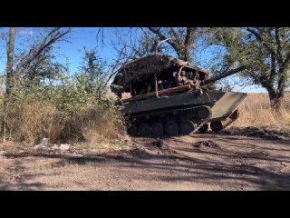 Watch the combat work of artillery units of the Airborne Forces