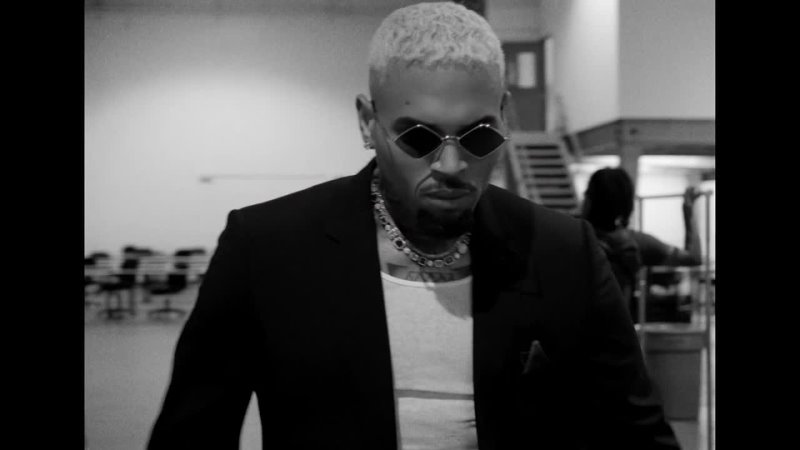 Chris Brown Sensational ( Official Video) ft. Davido,