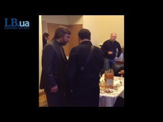 Новинский и Порошенко о смертях на Майдане-(480p).mp4