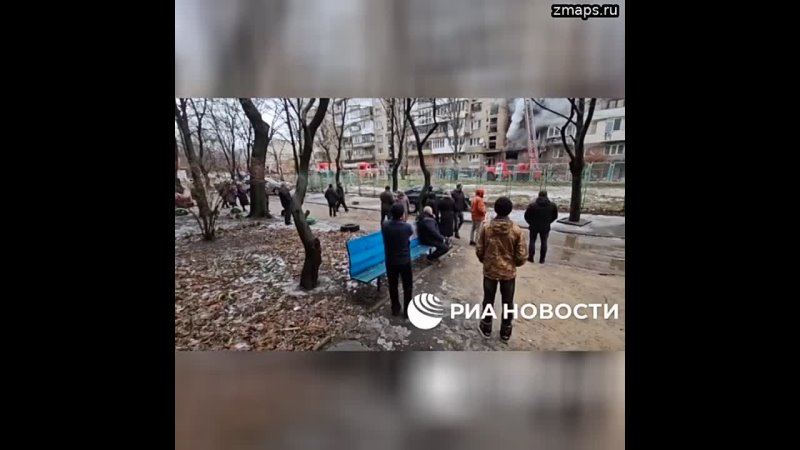 Нацистские ракеты уничтожают школы, подъезд в многоэтажке