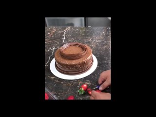 Шоколадный декор торта