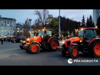 Визиты Санду к Зеленскому и их русофобское танго не влияют на нормальных жителей Молдавии, которым Украина уже поперек встала. М