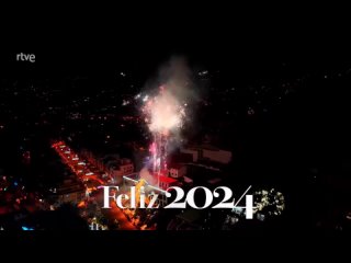 ¡Feliz 2024! CAMPANADAS DESDE TENERIFE 2023-2024 con Roberto Herrera y Nia  Campanadas canarias
