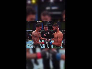 Макс Холлоуэй🇺🇲 vs Яир Родригес🇲🇽 лучшие моменты с UFC Vegas 42🏆
