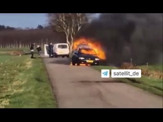 Niederlande: 75 Kilo Pyrotechnik jagen Auto in die Luft