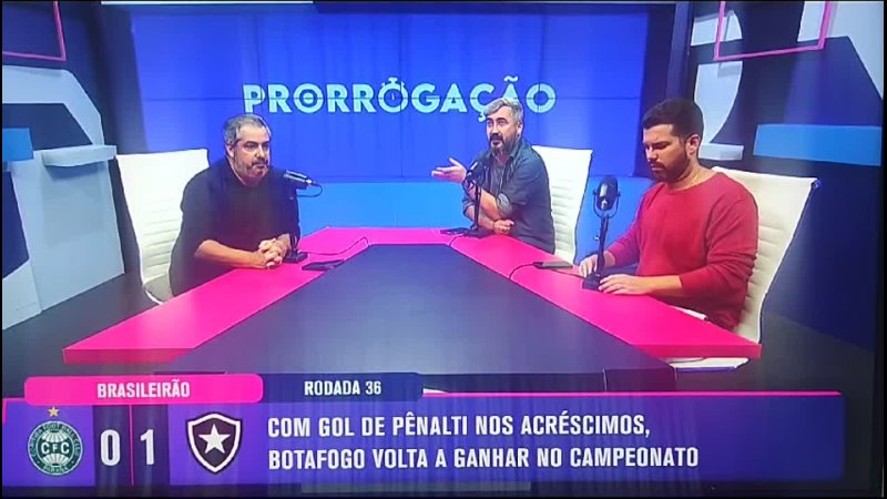 Botafogo vence nos acréscimos, não