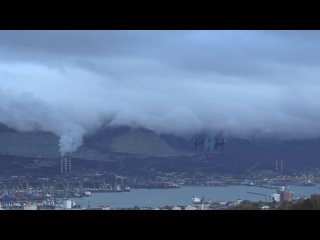 Атмосферное видео прекрасной “плохой“ погоды в Новороссийске