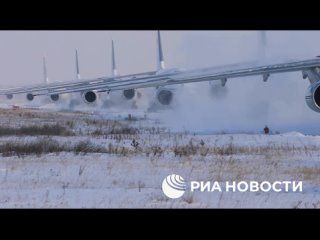 Мощь и Красота! Семь самолетов Ан-124-100 “Руслан“ впервые одновременно поднялись в воздух, это произошло в рамках летно-тактиче