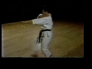 kanadzava_kata 14_0_Kanku-Dai