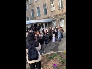 ♨️В Киеве студенты НАУ устроили митинг возле ректора?