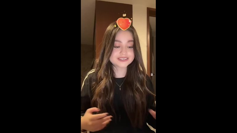 Karol Sevilla — «Viernes»