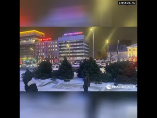 Снегопад в Москве: власти просят горожан быть внимательными и аккуратными, а автомобилистам советуют