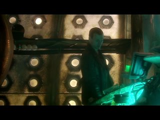 Doctor.Who.s01e10.The.Doctor.Dances.CUT.3926-4312