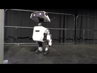 Новый двуногий робот Диснея мог бы выйти из мультфильма 😁 Его единственная задача (на данный момент) — быть абсолютно очаровател