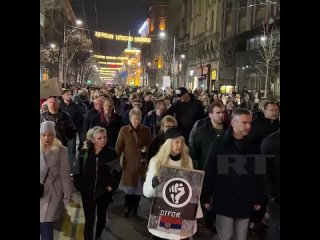 Han comenzado nuevas protestas de la oposición prooccidental en Belgrado