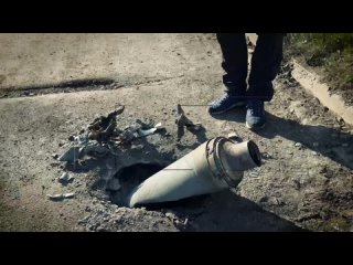 Осколки кассетных боеприпасов рассыпались градом на мирных жителей Будённовского района Донецка. Украинские националисты использ