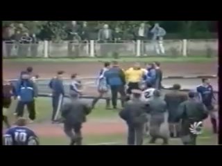 Потасовка футболистов Жемчужины и Зенита, в которую пришлось вмешаться ОМОНу (1998)