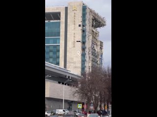 ‼️🏴‍☠️💥Момент удара по отелю Kharkiv Palace, где останавливаются иностранные, советники, пропагандисты и наёмники.