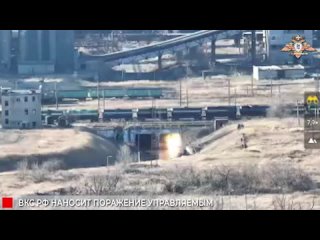 Российская авиация достала украинских боевиков в Авдеевке буквально из-под земли