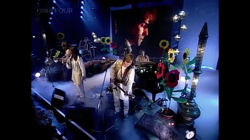 Wet Wet Wet Love Is All Around ( Top Pops ( Upscaled) UHD 4