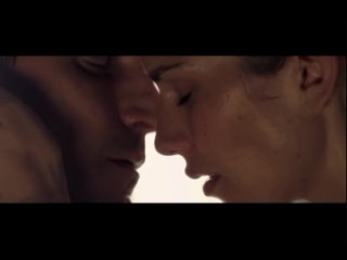 Hotel Desire - Dronning Ingrid - The Whisper (Szelest)