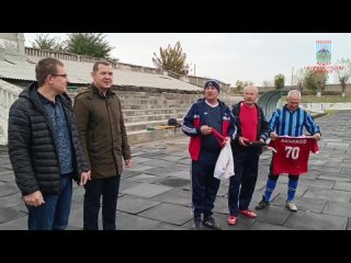 21 октября на стадионе «Шахтер» города Брянки состоялся традиционный городской турнир среди любительских команд по футболу «Золо