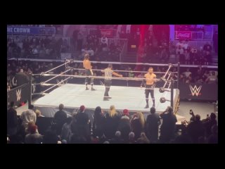 WWE LIVE Holiday Tour Toronto ： Finn Balor vs Sami Zayn ｜ Last Man Standing Match