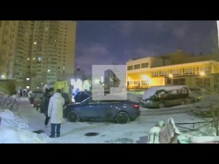 В Питере в новогоднюю ночь мальчик случайно зарезал отца, пытаясь защитить мать

Инцидент произошел в 4 утра 1 января.