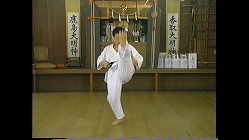Шокэй Мацуи преподает основы Киокушина