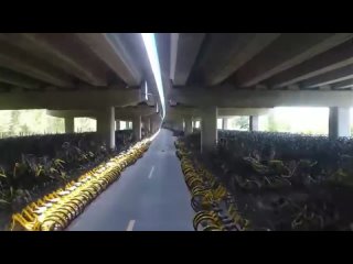 🚲 В Китае произошел велосипедный апокалипсис — гигантские кладбища прокатных велосипедов выросли, как символ проблемы ... (видео)