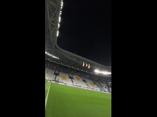 JuventusFC_🇬🇧🇺🇸