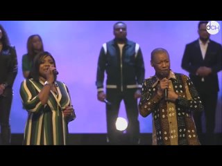 Ron Kenoly featuring Palmira Adewole in a duet ' (Live Performance)