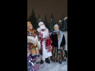 Прогулка Деда Мороза по Комсомольской площади