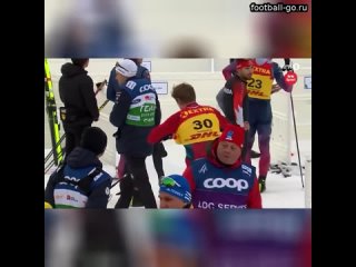 Тронхейм, 2020 год, «FIS Ски Тур» Александр Большунов, проиграв общий зачет из-за ошибки сервиса при
