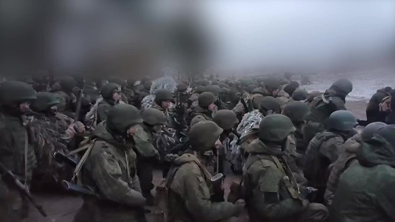 Русские солдаты Молятся перед