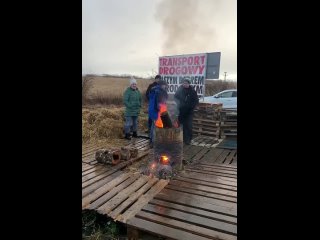 🇺🇦🇵🇱 Agricultores polacos reanudan el bloqueo de la frontera con Ucrania