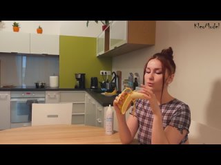 Банановый секс дома у подружки