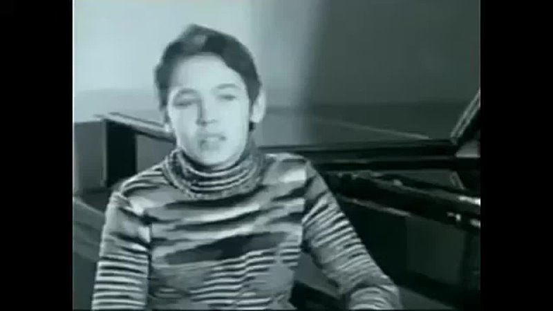 Young Ivo Pogerelich plays "English Suite  by Bach