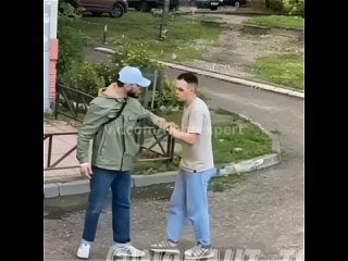 Прохожий не прошел мимо