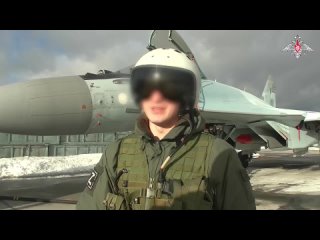Небо России в надежных руках  Иван, пилот многоцелевого сверхманевренного истребителя Су-35С, рассказал о том, как наши летчик