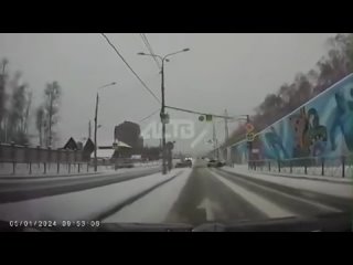 🚔 Появилось видео момента жёсткого ДТП в Южно-Сахалинске.
