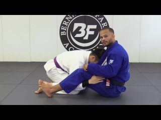 Marcos Tinoco - Using leg between legs - Lasso to triangle