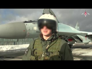 Небо России в надежных руках  Иван, пилот многоцелевого сверхманевренного истребителя Су-35С, рассказал о том, как наши лет