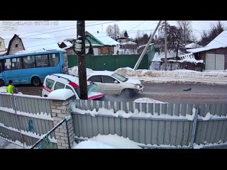 В Тверской области столкнулись Скорая помощь и Транспорт верхневолжья