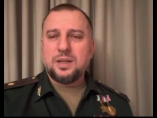 Чеченец Апти Алаудинов наехал на ДШРГ Русич (которые успешно воюют аж с 2014 года) и назвал их комнатными вояками и диванны