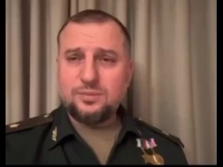 Чеченец Апти Алаудинов наехал на ДШРГ Русич и назвал их комнатными вояками, диванными героями и фашистами.